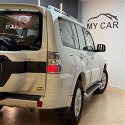 ميتسوبيشي باجيرو